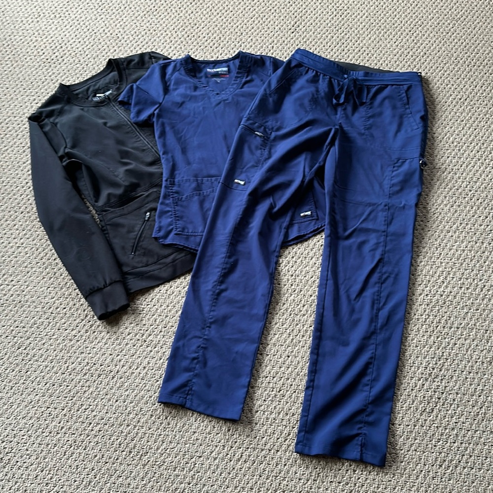 Women’s Grey’s Anatomy Complete Scrub Set